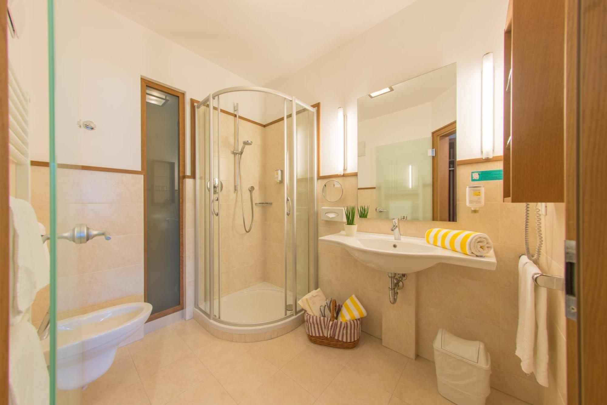 Hilburger Hotel Schenna Dış mekan fotoğraf