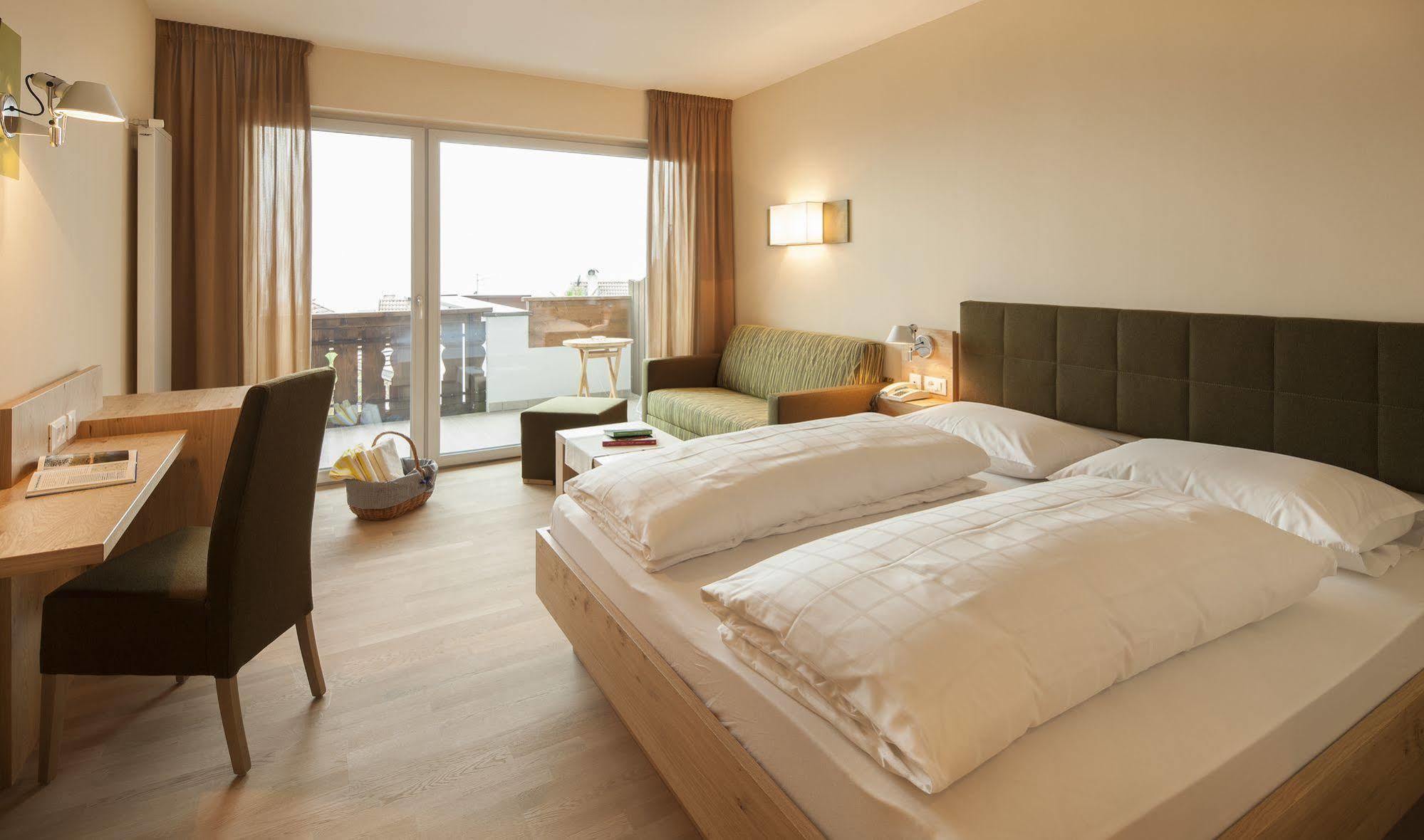 Hilburger Hotel Schenna Dış mekan fotoğraf